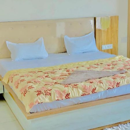 The Silver Tulip Hotell Ludhiana Eksteriør bilde